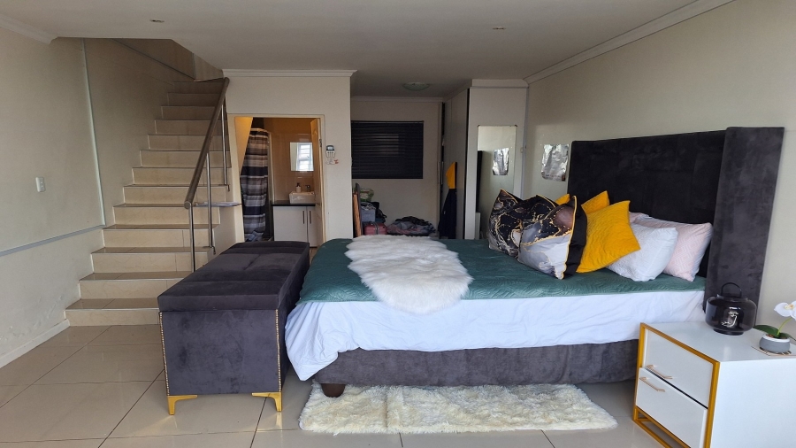 1 Bedroom Property for Sale in Richmond Hill Eastern Cape